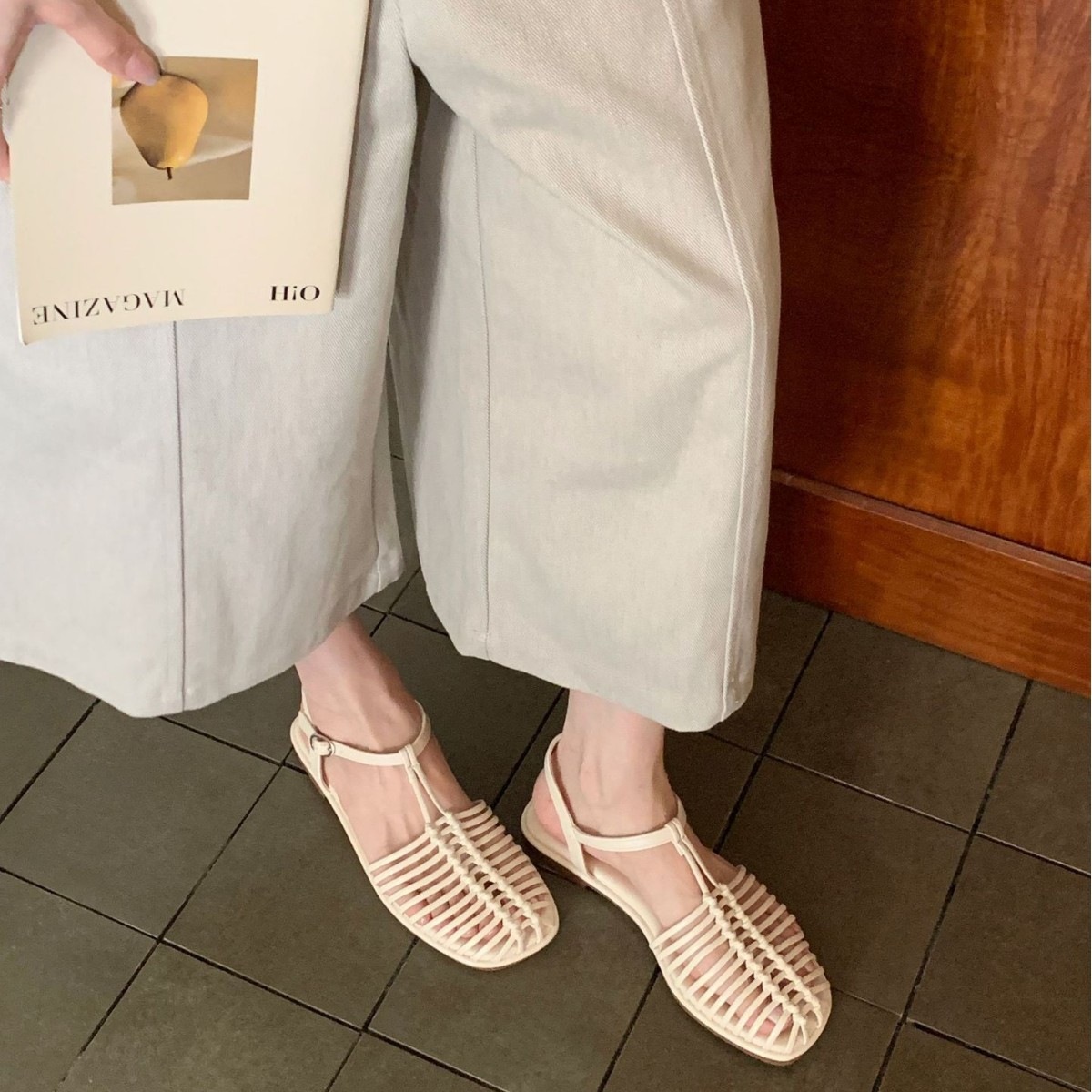 Golden woven fashionable retro sandals made of soft leather