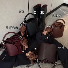 花瓣水桶包链条洋气个性时髦复古手提女包斜挎小众复古小包包抽绳