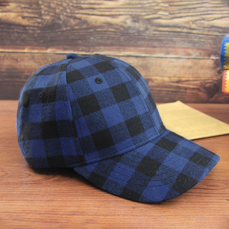 Nuevo estilo coreano negro y rojo Plaid sombrero para el sol gorra de béisbol retro moda al aire libre sombrero enarbolado gorra al por mayor