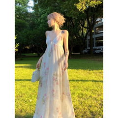 フレンチビーチバケーション優しいスタイル花柄バックレスサスペンダードレス女性の夏の新しいスリムでハイエンドのロングスカート