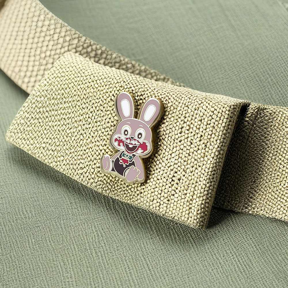 Game Peripheral Silent Hill Brooch Cute Cartoon Pink Rabbit Metal Brooch Collar Backpack Decoration