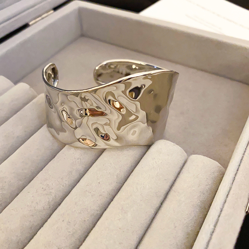 Pulsera de metal brillante irregular transfronteriza moda pulsera simple europea y americana diseño exagerado personalizado sentido de la joyería al por mayor