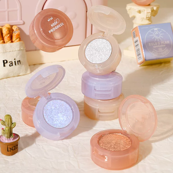 Xixi Bulb Project Eyeshadow - Girl's Sparkling Pearlescent Glitter Long-Lasting Non-Fading Single Color Eyeshadow D-559