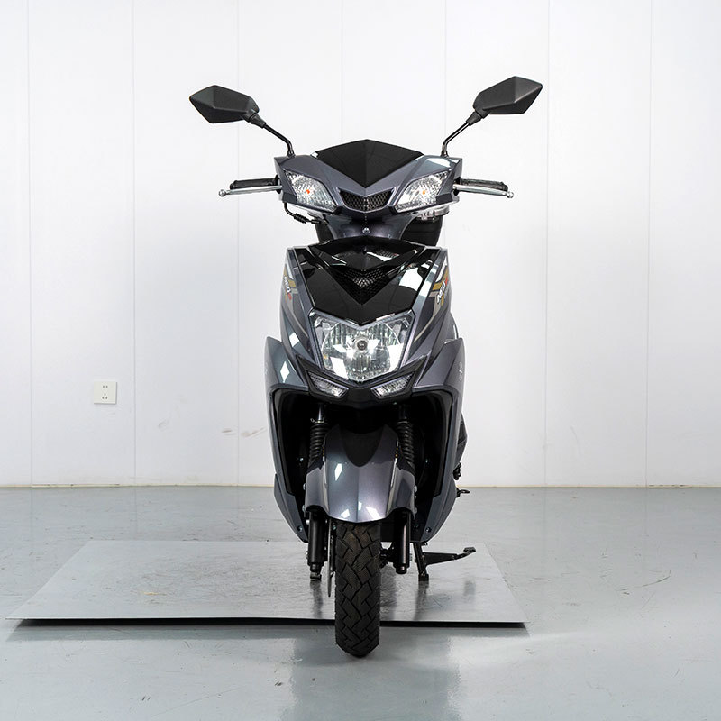 Exportación de motocicletas de viajes extranjeras pedales motocicletas de todoterreno para adultos motocicletas de combustible vehículos transfronterizos Rusia