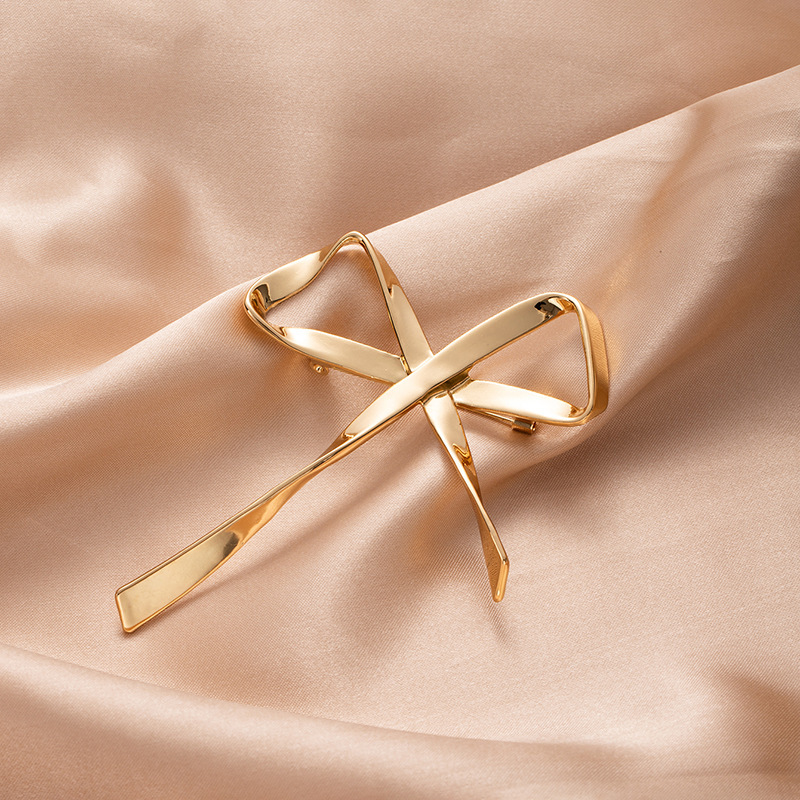 Exaggerated 3d Palm Brooch High-end Metallic Statement Accessory_voghion.com