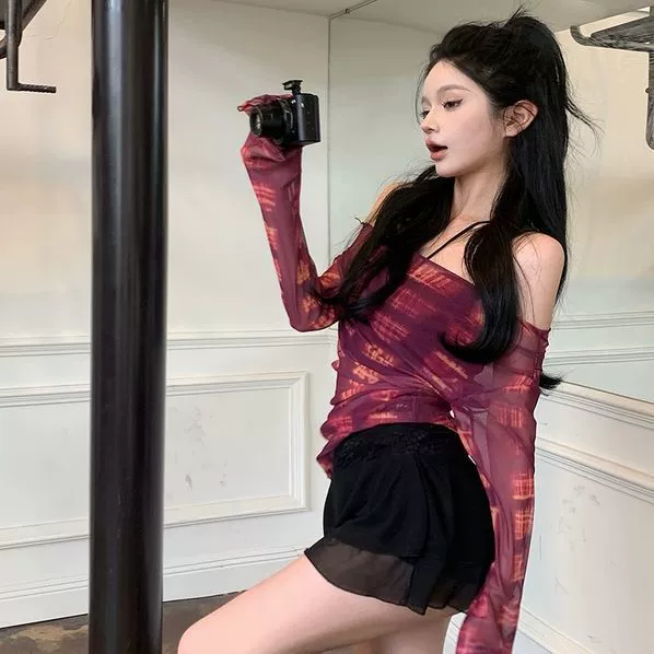 Горячая девушка эластичный сетчатый топ Женская одежда 2023 летняя новая тонкая майка с открытыми плечами футболка с длинным рукавом