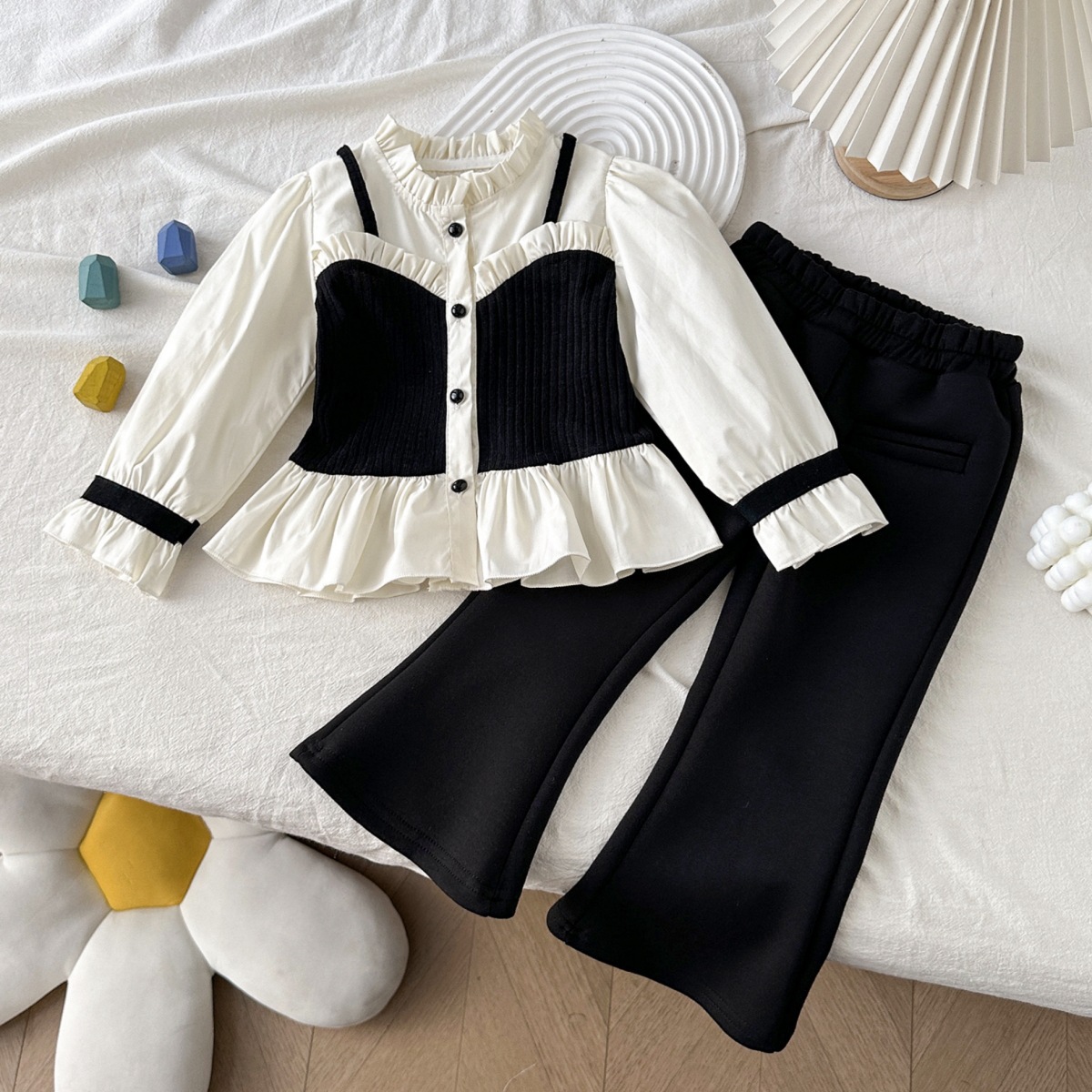 6763 New Fashionable Suit Spring Outfit for Girls with Elegant Style, Little Princess Chanel Style Children's Shirt and Flared Pants Two-Piece Set