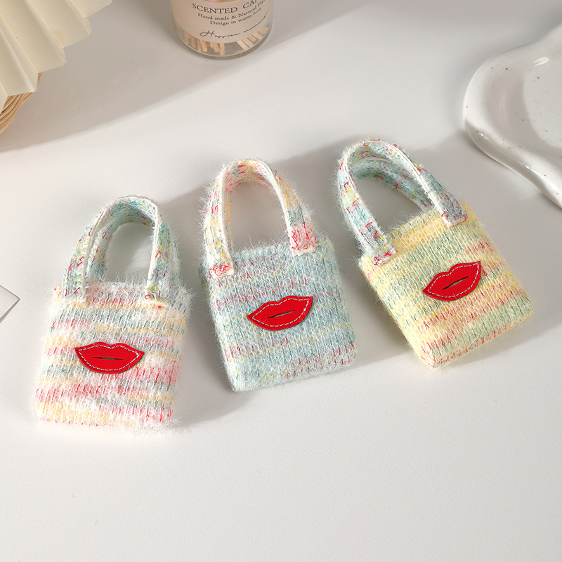 Bolso de almacenamiento de auriculares de felpa mini estilo explosivo de comercio exterior, modelo portátil para mujer, almacenamiento de cosméticos de alto valor