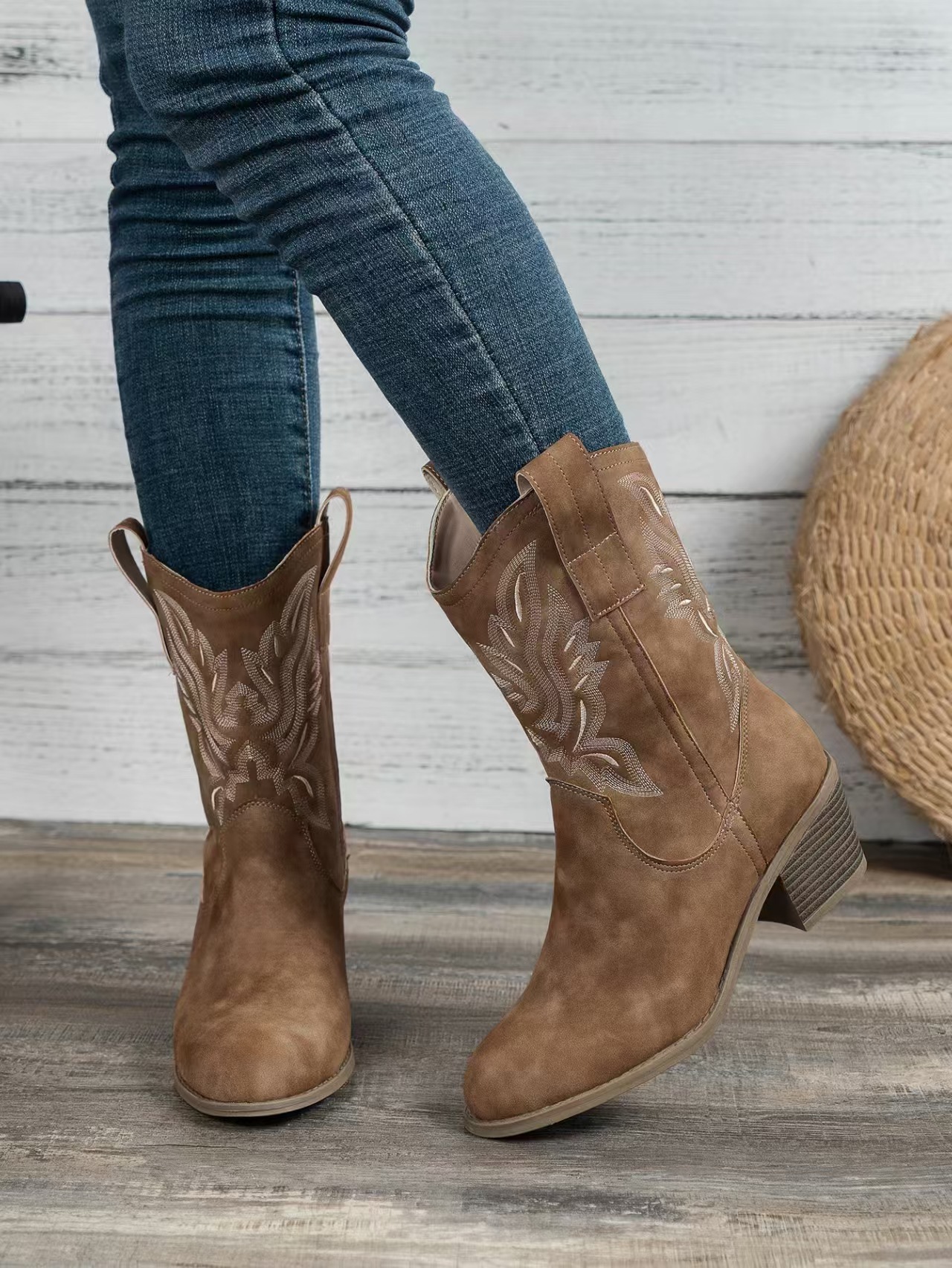 Women's Ankle Boots Round Toe V-cut Block Heel Autumn Winter_voghion.com