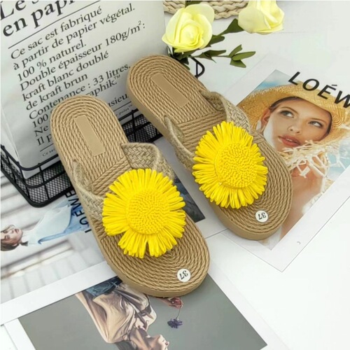 Ethnic style imitation straw travel espadrille women's sandals, trendy outer wear flip-flops, fashionable beach flower flip-flops for women