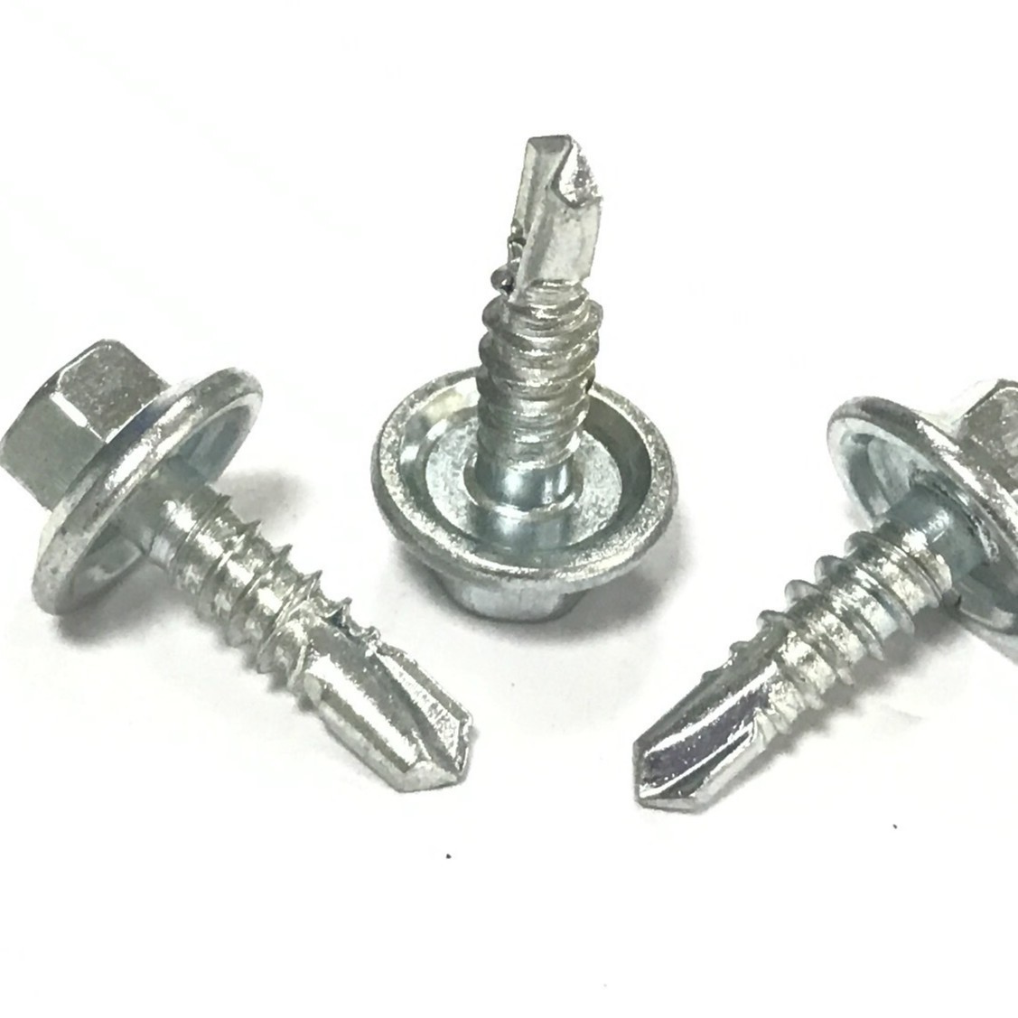 Acero al carbono 1022A brida hexagonal auto-perforación tornillo autotrifugante con almohadilla de PVC resistente al deslizamiento gran cantidad de stock