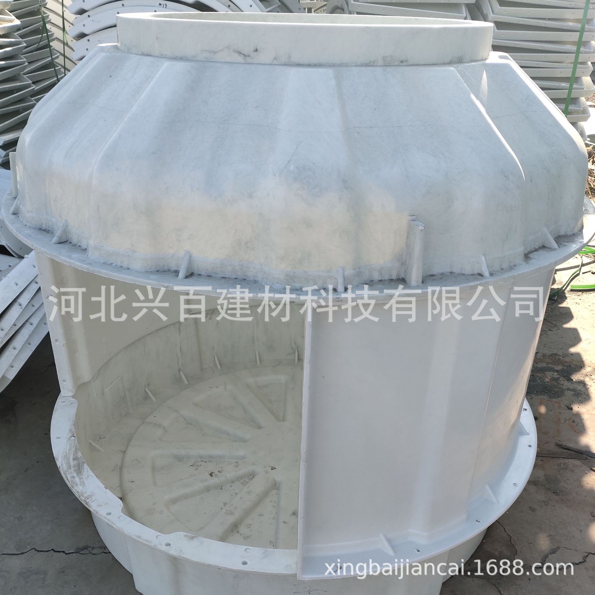 兴百建材复合水表井圆形1000多片拼接式路面下沉式水表箱