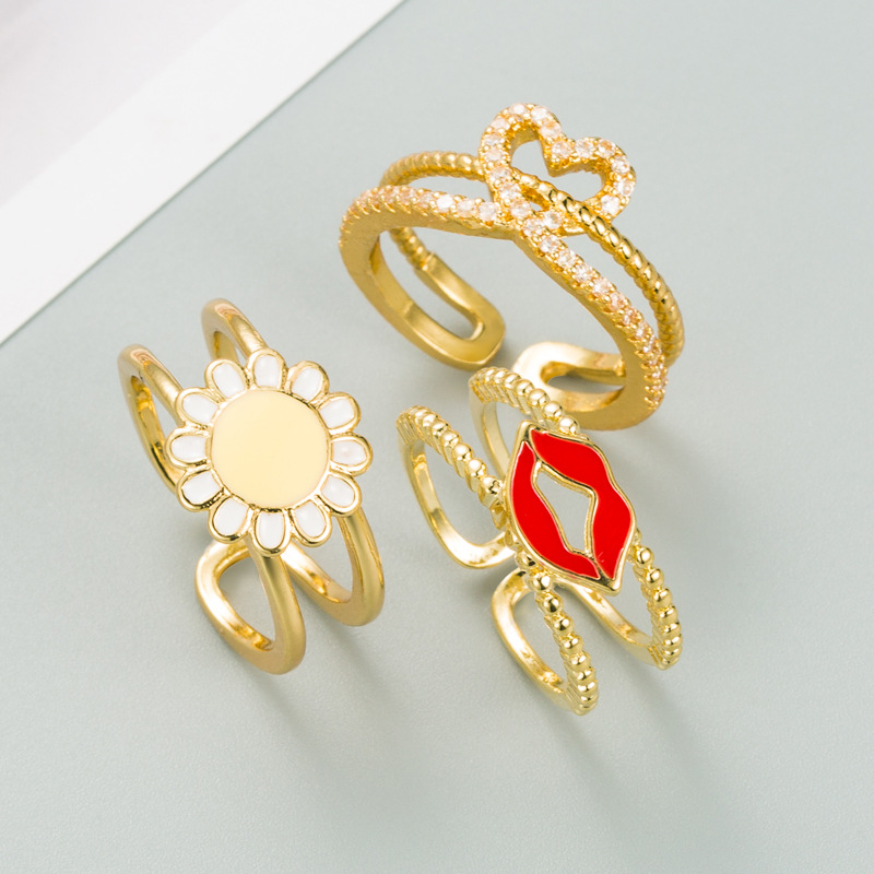 Fashion Double-row Heart-shaped Flower Ring display picture 3