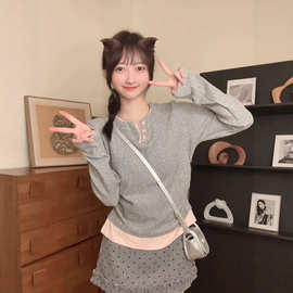 女童春秋新款V领假两件T恤2025新款大童韩版设计感上衣外穿打底衫