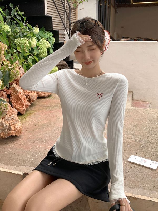 白色正肩针织长袖T恤女秋季新款打底内搭蝴蝶结刺绣蕾丝下摆上衣|undefined