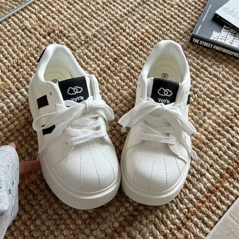 2026 verano nuevo concha cabeza de estudiante zapatos deportivos de suela gruesa zapatos de skate elevados zapatos de mujer casual cómodos zapatos de mujer