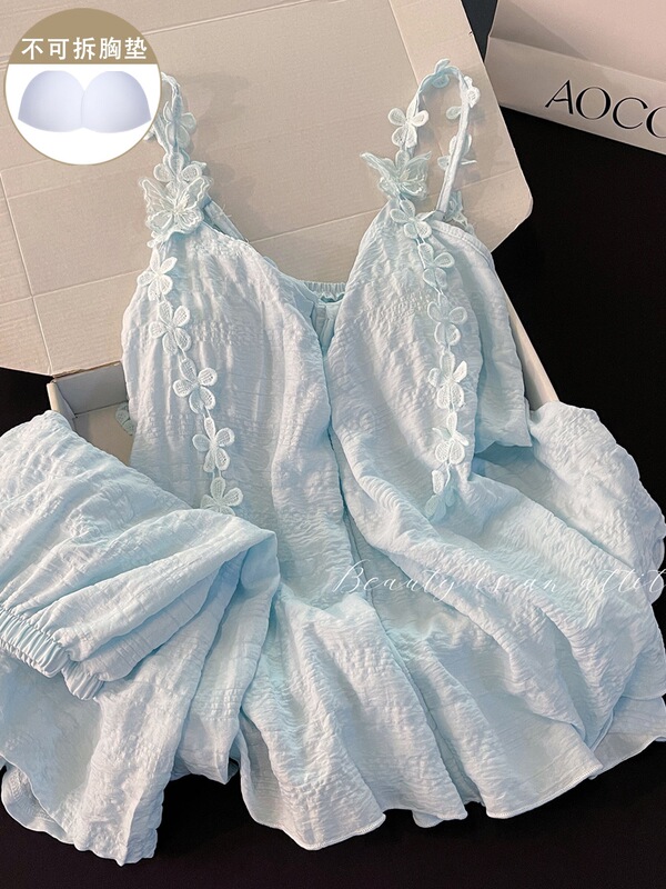 Pajamas with Breast Pads for Women, New Summer Style, Blue Cotton Flower Suspenders, Shorts, Sweet and Loose-Fitting Home Clothes, Two-Piece Set Pajamas with Breast Pads for Women, New Summer Style, Blue Cotton Flower Suspenders, Shorts, Sweet and Loose-Fitting Home Clothes, Two-Piece Set
