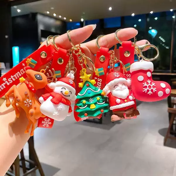 In-Stock Christmas Keychain Pendant Cartoon Cute Santa Claus Reindeer Doll Backpack Pendant Gift Wholesale