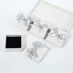 韓国の蝶結びの白いギフトボックスのギフトバッグの卸売りのアクセサリーの箱の指輪の箱のネックレスのピアスのイヤリングのブレスレットのアクセサリーの箱