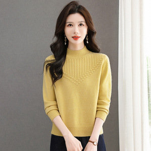 毛衣女秋冬季2025新款洋气半高领针织内搭打底衫年轻款宽松上衣，女装针织衫/毛衣，妃慕昵服饰