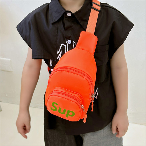 Korean children's chest bag, fashionable letter shoulder bag, trendy cross-body bag for boys and girls, portable baby coin purse wholesale