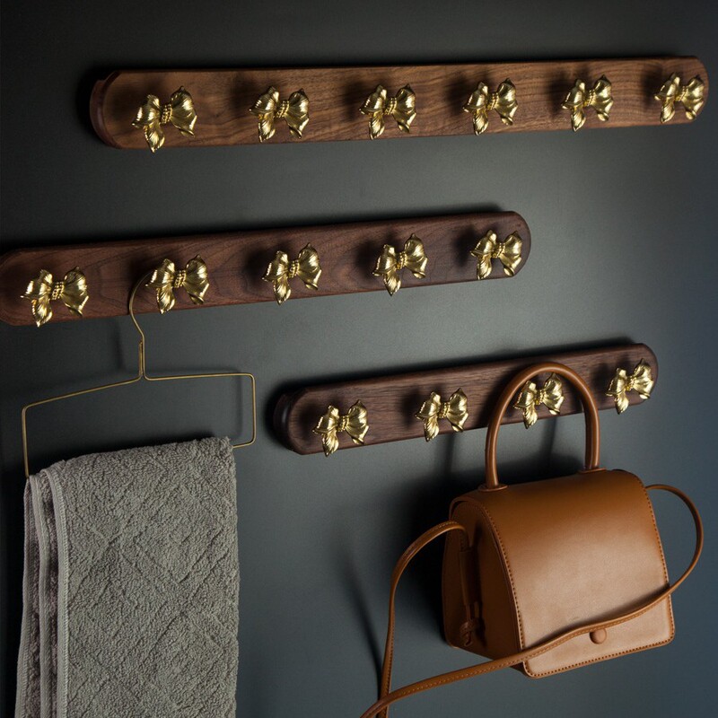 Rose Creative Light French Nordic Adhesive Key Hook Coat Hook Brass Wall Decoration Coat and Hat Hook Rose Creative Light French Nordic Adhesive Key Hook Coat Hook Brass Wall Decoration Coat and Hat Hook