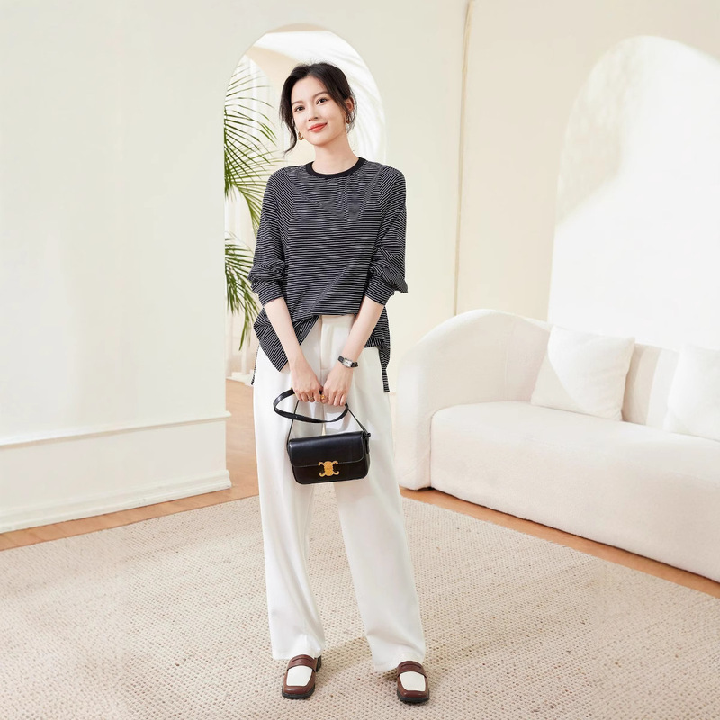 Striped BI-controlled long-sleeved T-shirt women's design French style simple all-match bottoming shirt meat-covering and age-reducing top