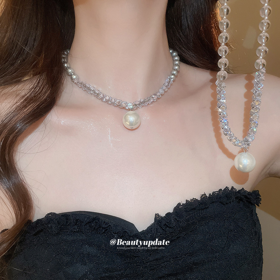Nuevo collar colgante de diamantes de perlas grises de estilo europeo y americano, cuentas femeninas, diseño simple de lujo ligero, cadena de clavícula de todo fósforo, collar