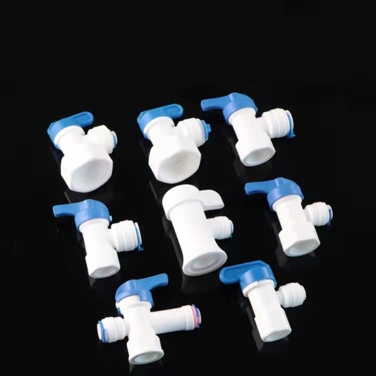 Purificador de agua para el hogar purificador de agua conexión rápida válvula de bola de tubería PE válvula directa 2 puntos 3 puntos interruptor de válvula de bola de barril de presión de 4 puntos