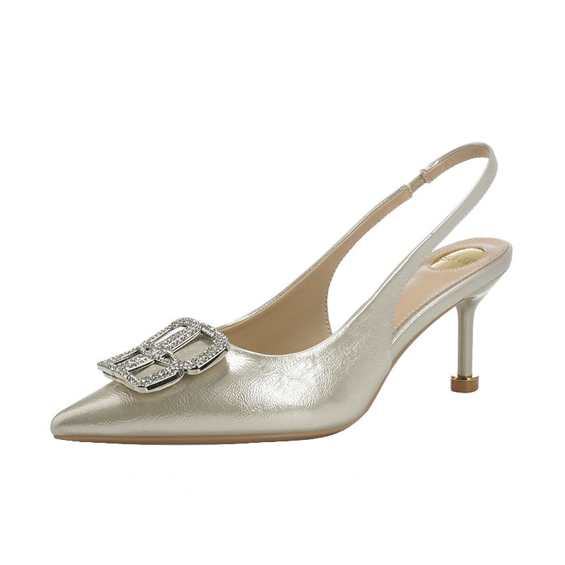 Sandal nữ cao gót mũi nhọn bít mũi đính đá chữ cái quai ngang thanh lịch, gót 6–8 cm — Vàng nhạt, màu đen