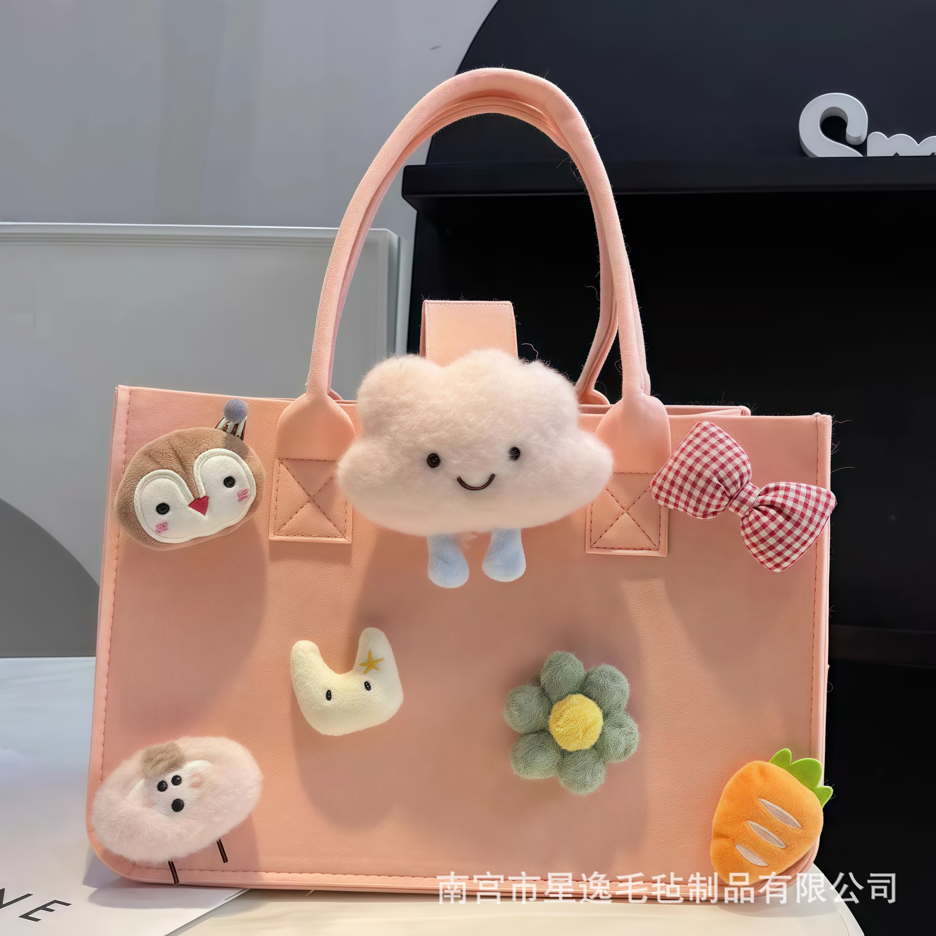 핑크 인형 모델;30*20*18