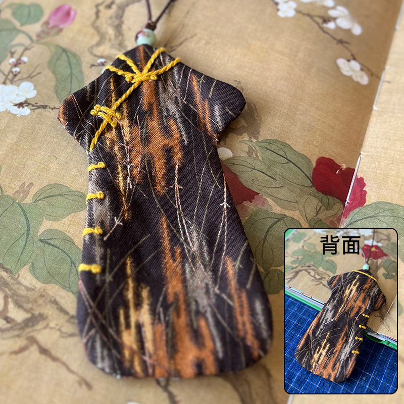 Cheongsam retro estilo de la República de China marcadores bordados a mano bolsas de material diy bolsas de bordado lu creativas para estudiantes colgantes de regalo