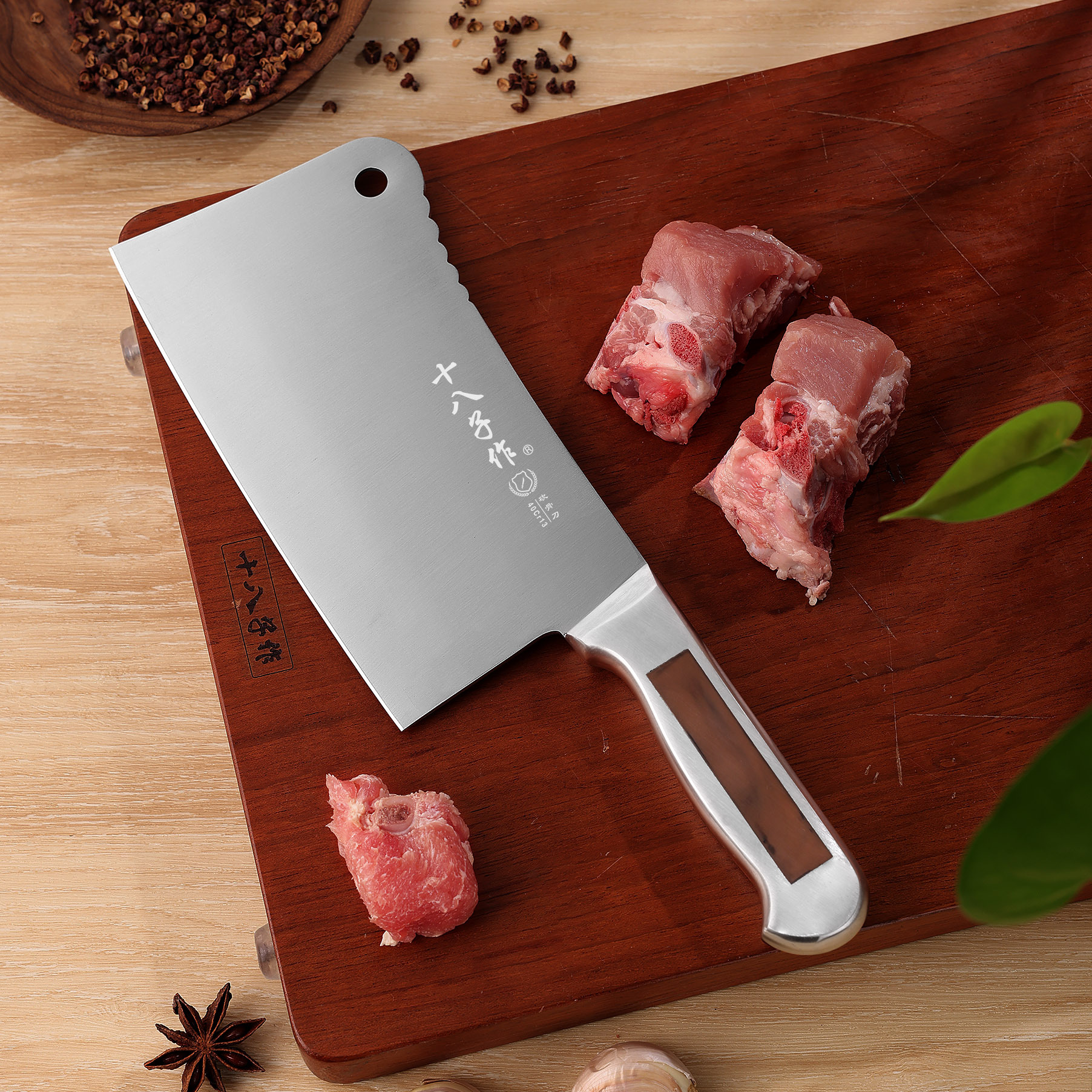 Yangjiang Shibaizizuo Silver Edge Bone Cutting Knife S601 Stainless Steel Kitchen Knife Wholesale Kitchen Supplies Knives