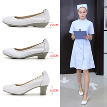 真皮护士鞋平底坡跟单鞋舒适工鞋中跟美容师女防滑软底白色工作鞋