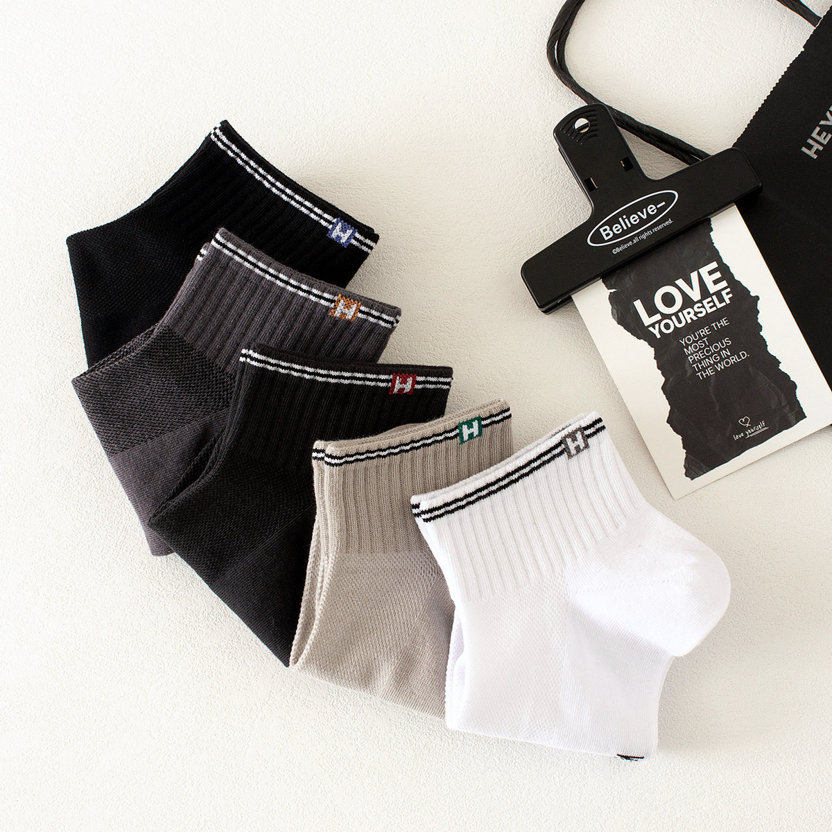 Calcetines de todo fósforo, absorbentes de sudor, transpirables, calcetines de algodón simples para hombres, calcetines deportivos para hombres, calcetines de red en blanco y negro de color sólido deportivo