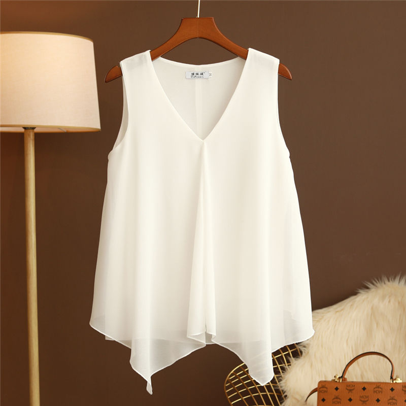Women's summer new V-neck camisole top, suitable for both outer and inner wear, versatile, loose and slimming.