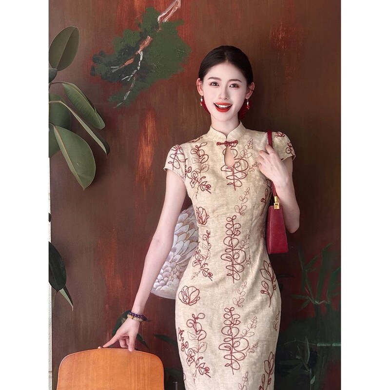 [Half Life of Floating Dreams] New Chinese Style National Style Engagement Dress Embroidered Cheongsam Women's Early Autumn Slim Dress