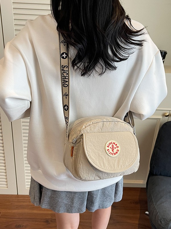 Bolso Cuadrado Pequeño Cruzado Impermeable de Nailon con Solapa y Correa Ajustable