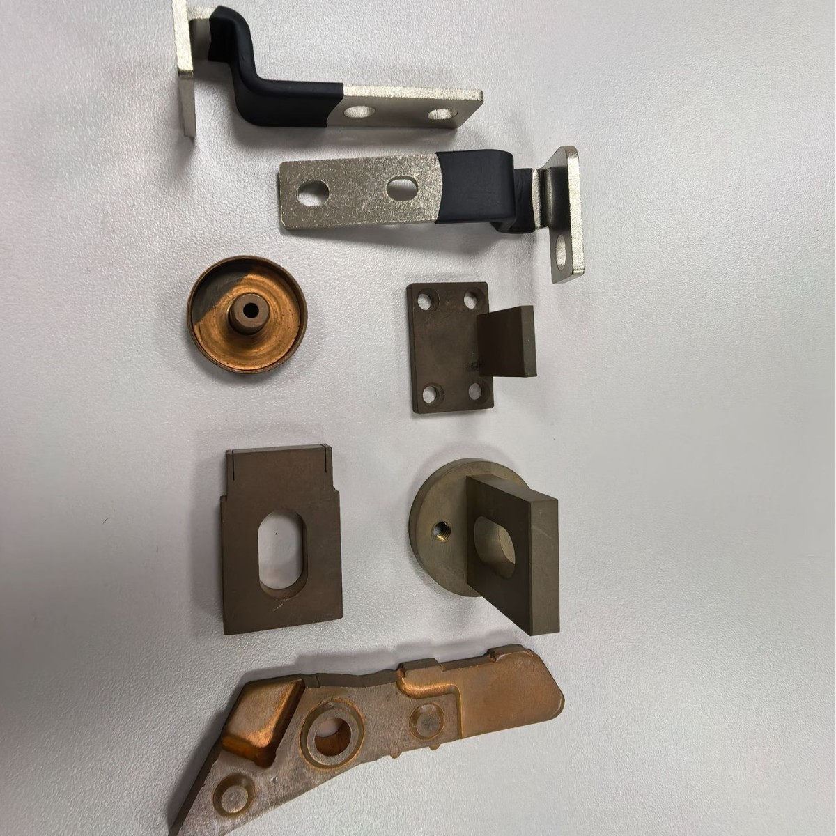 冲压件加工不锈钢五金冲压件汽车结构件拉伸件汽车配件冲压件