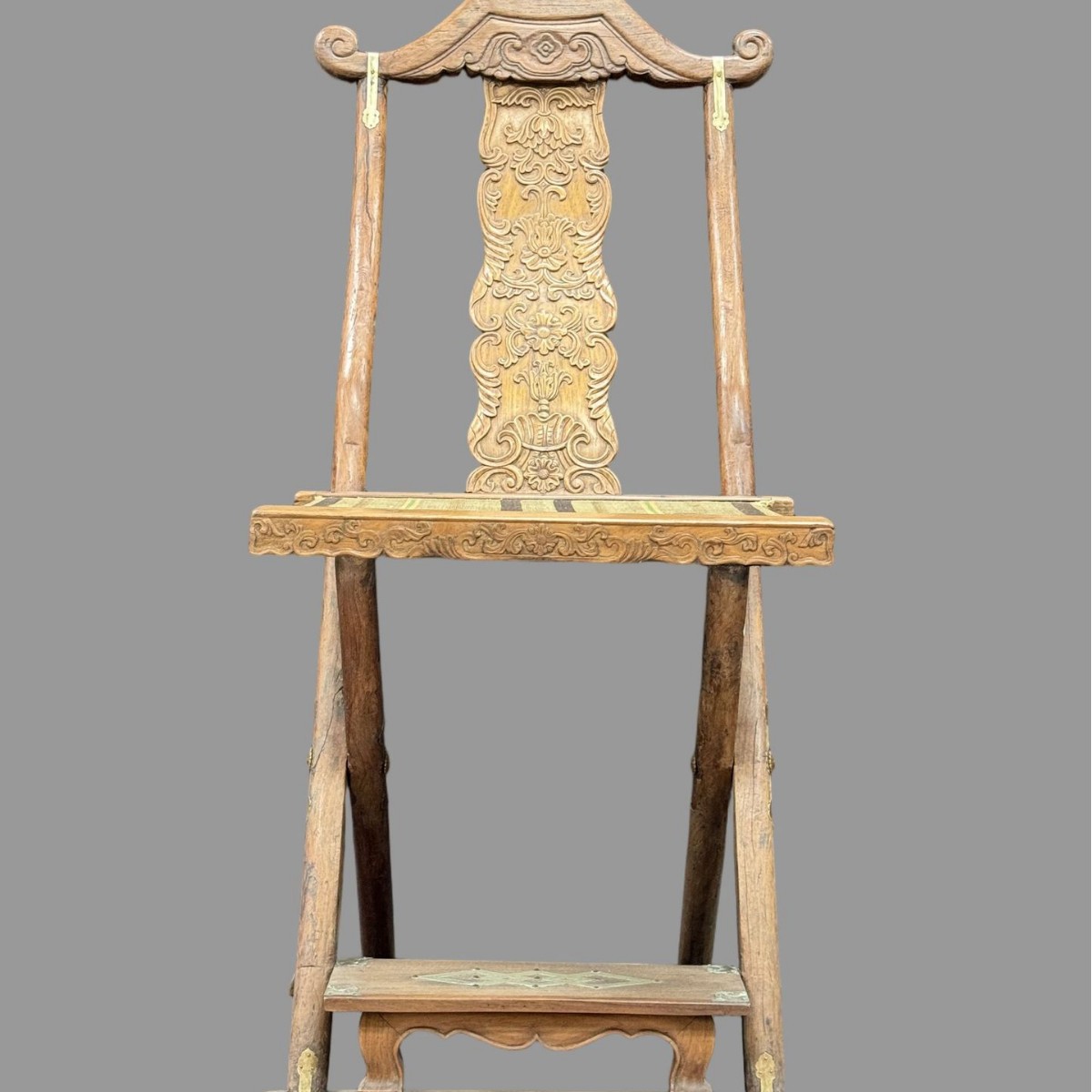 J16 Early Qing Dynasty Huanghuali Cross-Legged Chair (50.5*45*110.5)