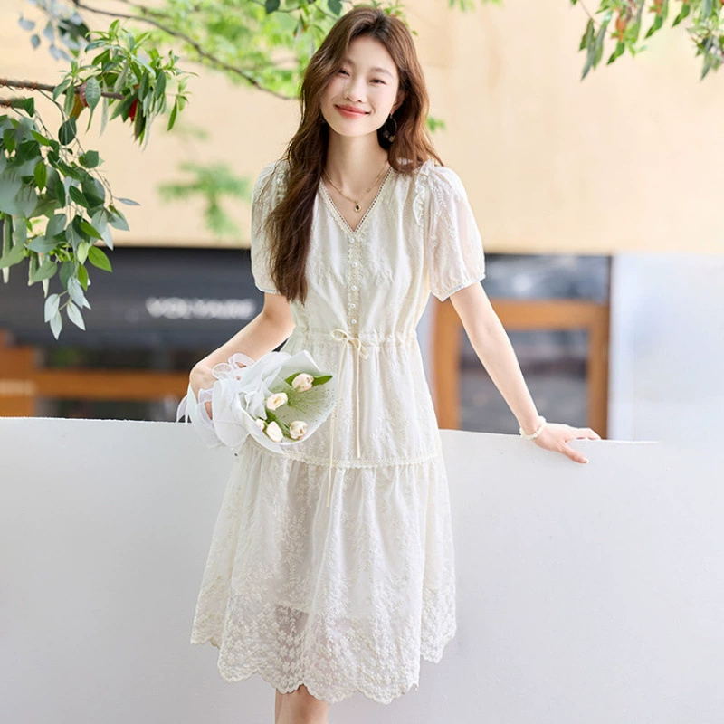 2025 новое летнее женское свободное платье, скрывающее живот, модное и омолаживающее, красивая юбка с v-образным вырезом, простое