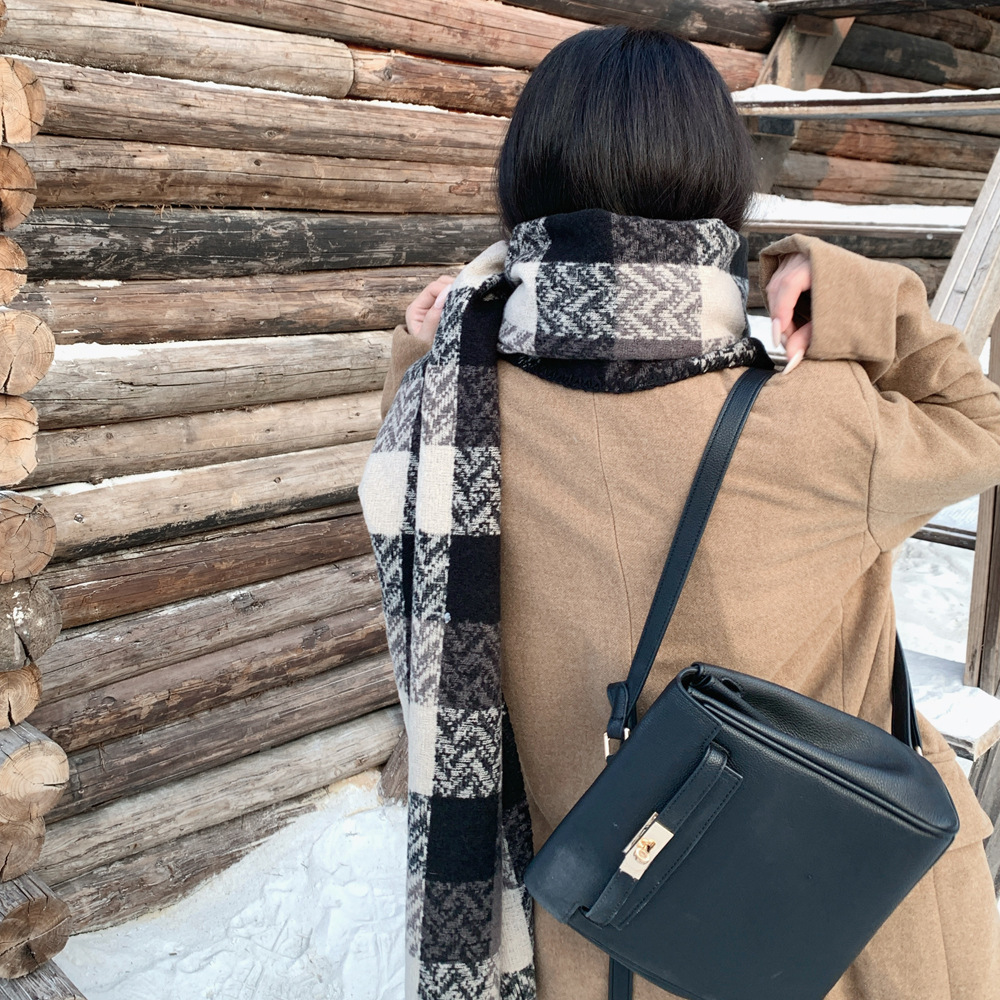 South Korea Designer New Plaid Tassel Scarf Women's Autumn and Winter Soft Warm Shawl High-end All-match Neck Fashion