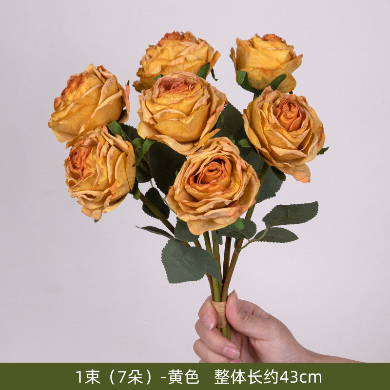 Rosas de seda de imitación de flores de lichia rosa mano ramo de flores decoración interior europea flores falsas