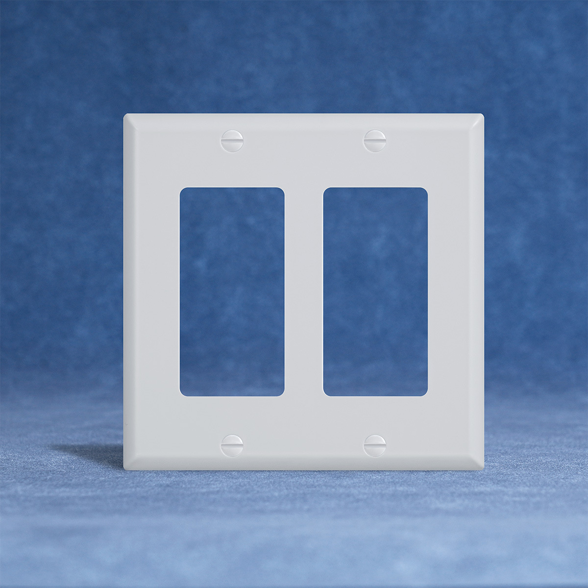 Enchufe estándar americano de la serie norteamericana Enchufe blanco doméstico estándar americano con TR 20A 125V Enchufe de pared estándar americano UL