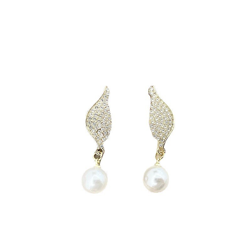 fashion pearl diamond earrings simple wingshaped alloy earringspicture5