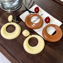 2024�¿��֬�A���̰׶��hŮ�n���F�����s�r�ж��Ů