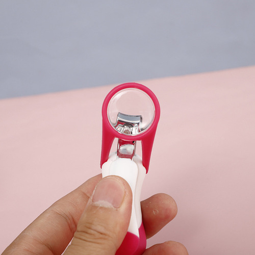 Newborn Magnifying Glass Nail Clippers Anti-Pinch Baby Nail Clippers Baby Nail Clippers with Magnifying Glass Wholesale