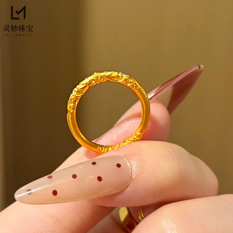 French Retro Gold Bauhinia Ring With Scrollwork For Women_voghion.com