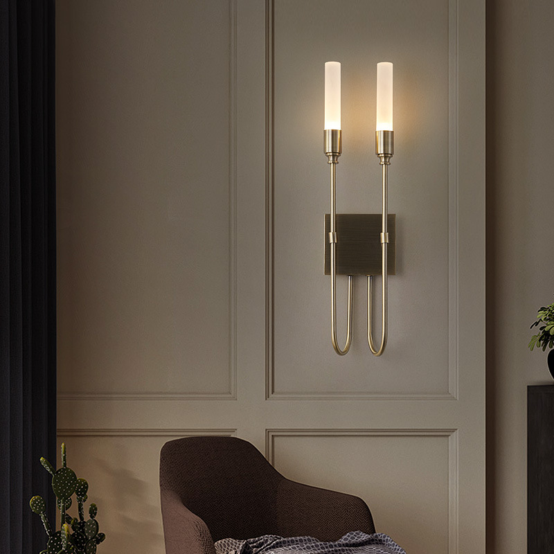 Villa atmósfera pasillo lámpara de pared lujosa lámpara escalera de luz moderna dormitorio cabecera lámpara posmoderna simple lámpara de cabeza