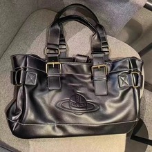 ��̫��Ů��ܛƤ����μ�ͨ�ڙC܇��������С���OӋ�й��������ǰ�